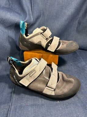 Scarpa climbing shoes
